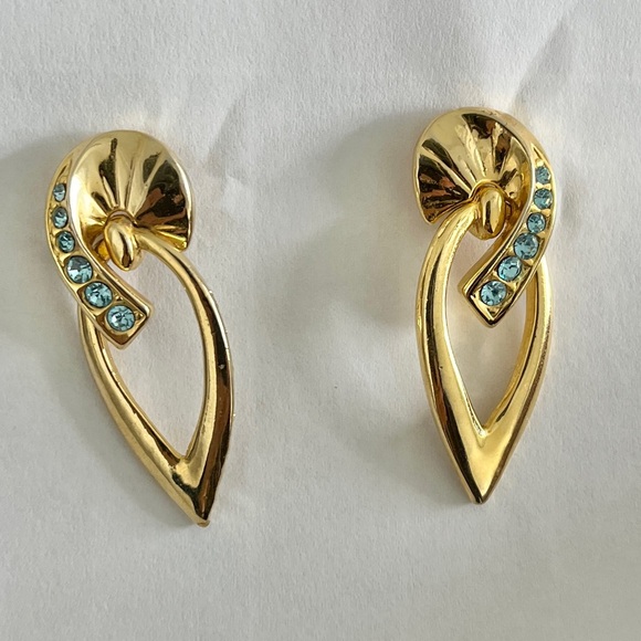 Unique vintage 80s Earrings - Picture 2 of 5